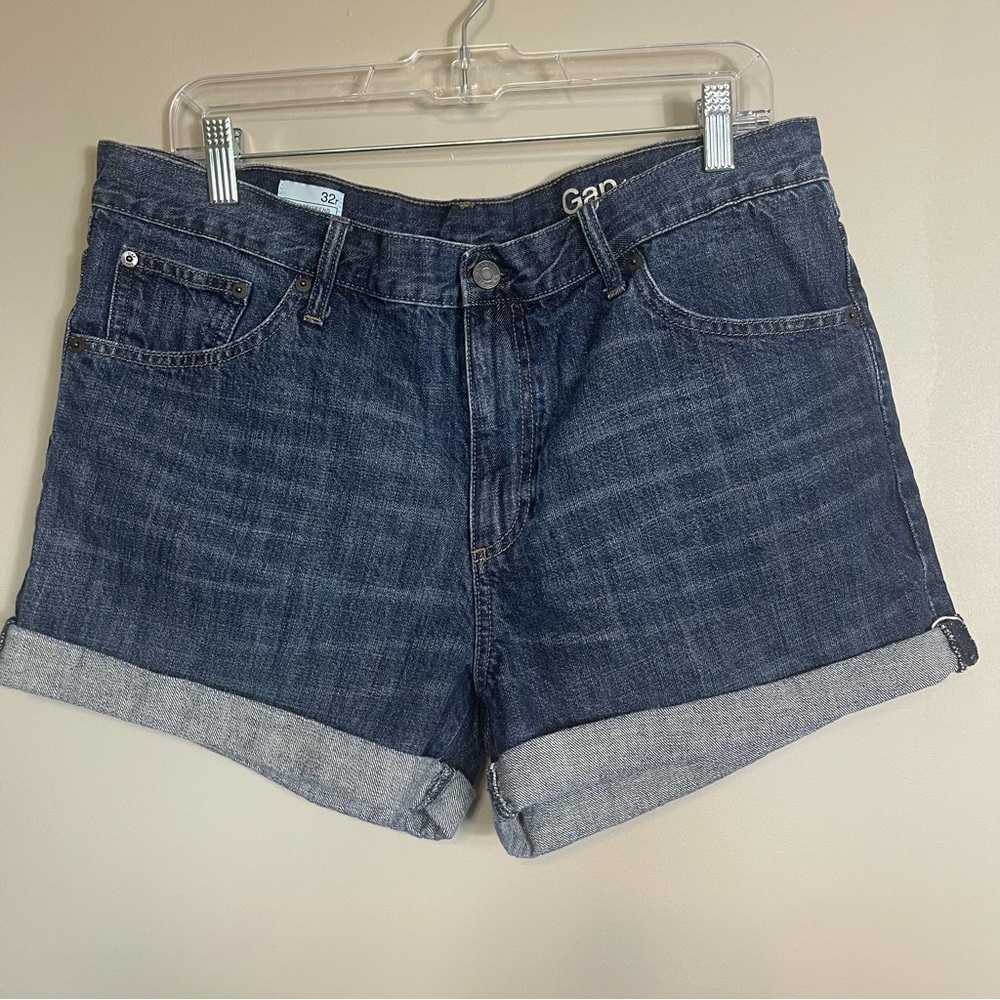 GAP Sexy Boyfriend Shorts Size 32r Dark Wash Jean Shorts Rolled Hem Denim